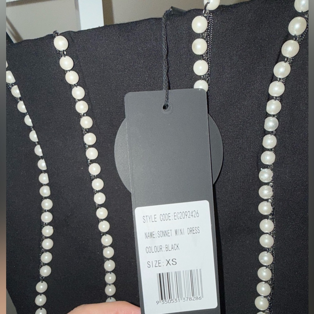 Elliatt Sonnet Mini Strapless Pearl Dress In‎ Black - Picture 5 of 6